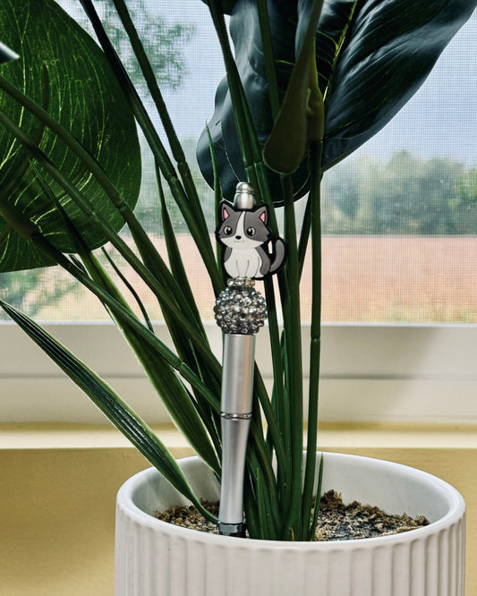 Custom Black Ink Pen - Grey and white cat